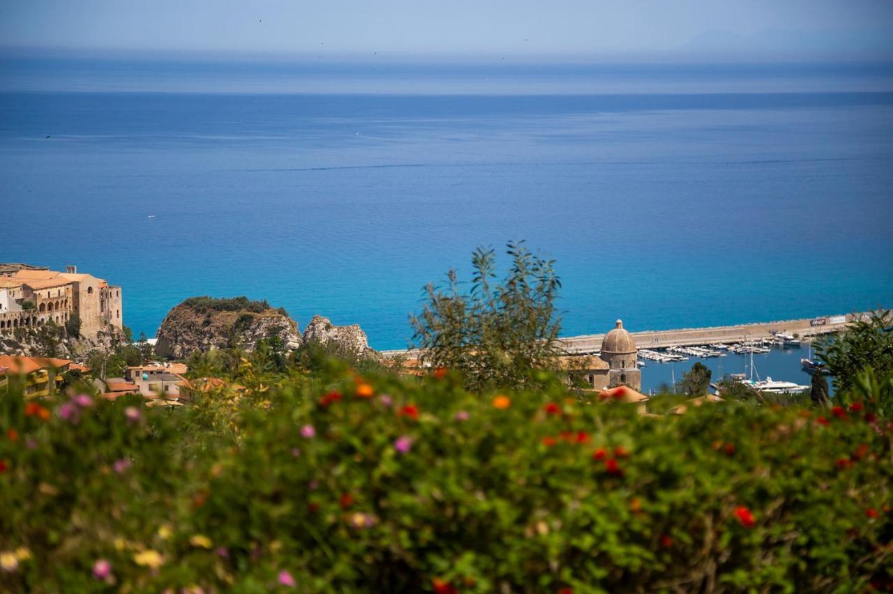 Solmaris Tropea Rooms & Suites Εξωτερικό φωτογραφία